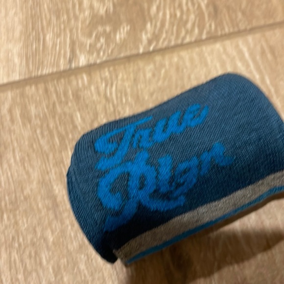 True Religion Crew Socks (2 Pairs) - Picture 4 of 5